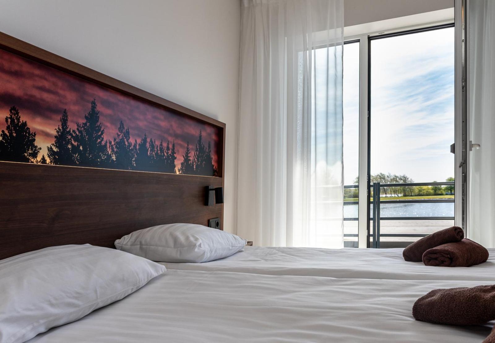 Oe Seaside Suites & Spa Kuressaare Exterior foto